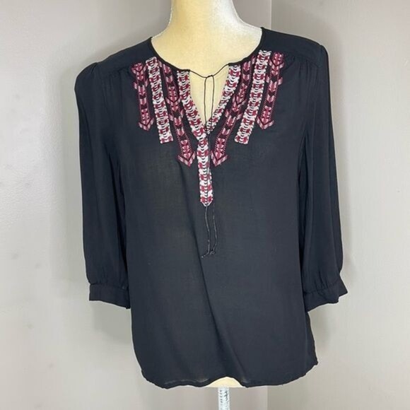 Forever 21 Women Black Top Size Small Boho Embroidered Tie Neck - Picture 10 of 11